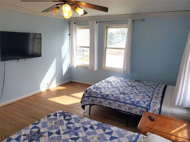 2116 Grover Avenue, Galveston, TX 77551