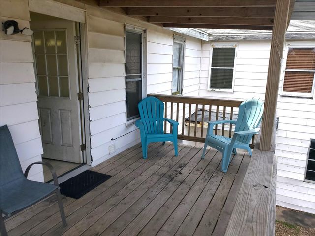 2116 Grover Avenue, Galveston, TX 77551