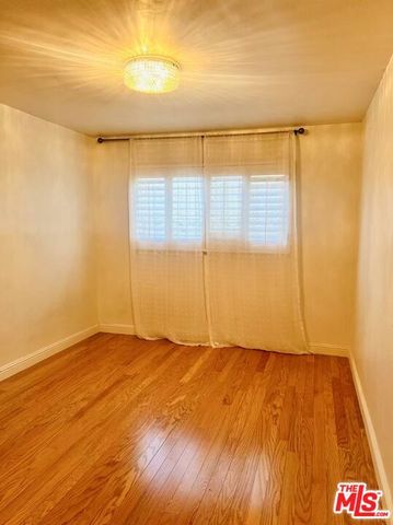 24021 Welby Way, West Hills (los Angeles), CA 91307