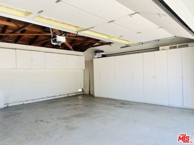 24021 Welby Way, West Hills (los Angeles), CA 91307
