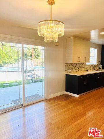 24021 Welby Way, West Hills (los Angeles), CA 91307