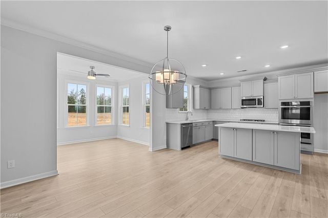 5602 Penguin Drive, Summerfield, NC 27358