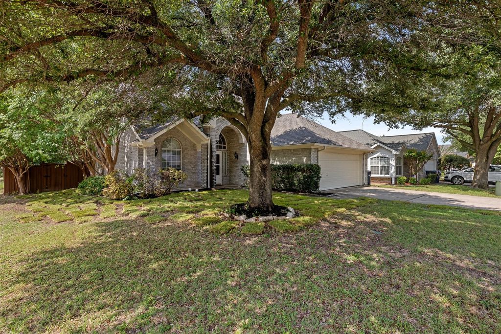 2301 Brookview Drive, Mckinney, TX 75072