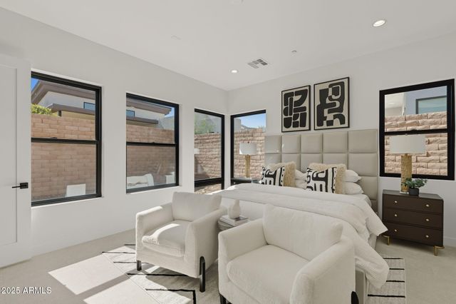 14173 E HIGHLAND Avenue, Fountain Hills, AZ 85268