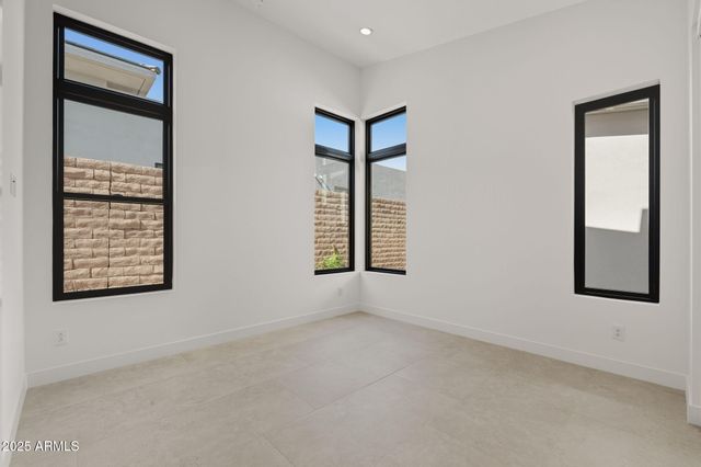 14173 E HIGHLAND Avenue, Fountain Hills, AZ 85268