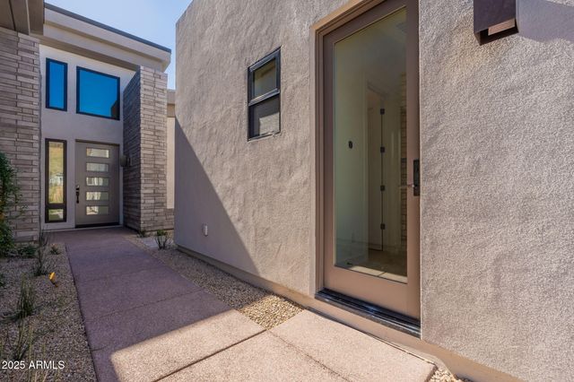 14173 E HIGHLAND Avenue, Fountain Hills, AZ 85268