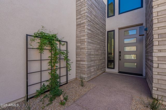 14173 E HIGHLAND Avenue, Fountain Hills, AZ 85268