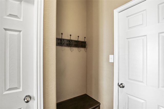 1005 Kettlewood Drive, Justin, TX 76247