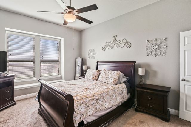 1005 Kettlewood Drive, Justin, TX 76247