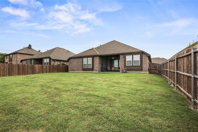 1005 Kettlewood Drive, Justin, TX 76247