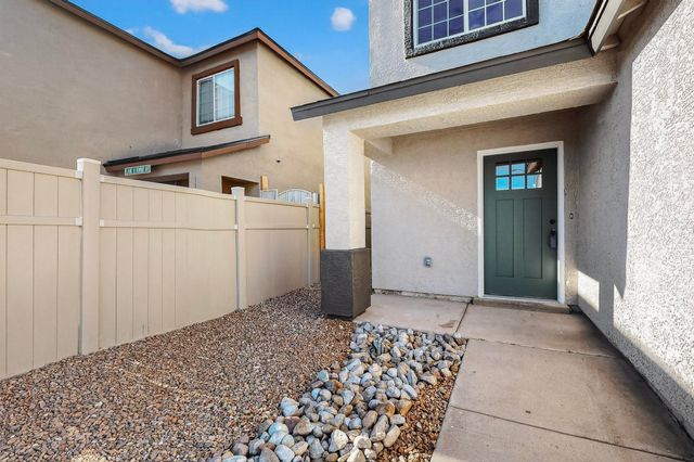 2819 Cabernet Street SW, Albuquerque, NM 87121