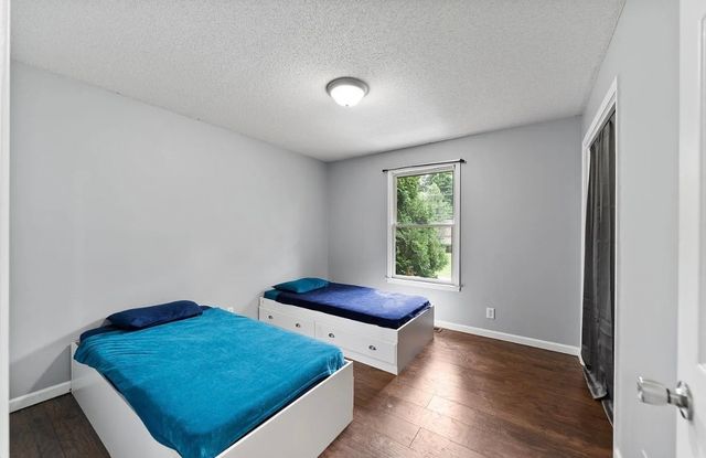 215 Pine Mountain Rd, Clarksville, TN 37042