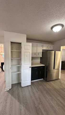 215 Pine Mountain Rd, Clarksville, TN 37042