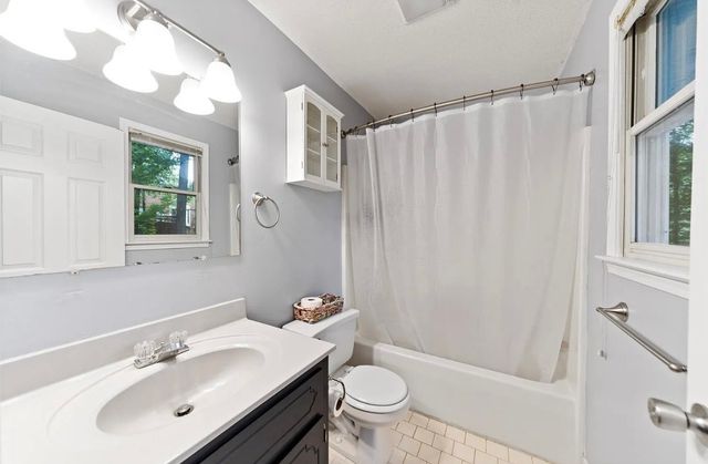 215 Pine Mountain Rd, Clarksville, TN 37042