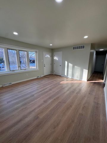 2047 Clover Street, Portage, IN 46368