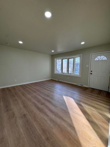 2047 Clover Street, Portage, IN 46368