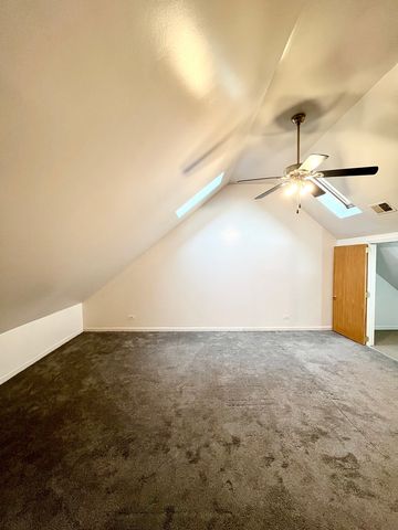 3227 S Carpenter Street 4F, Chicago, IL 60608