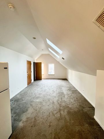 3227 S Carpenter Street 4F, Chicago, IL 60608