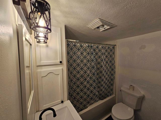 803 S Maple Street, Salem, IL 62881