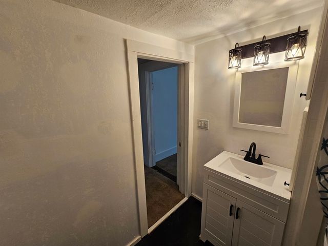 803 S Maple Street, Salem, IL 62881