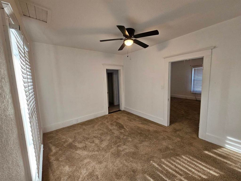 Image 19 of property listing at 803 S Maple Street, Salem, IL 62881