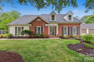 5000 Whitwell Court, Charlotte, NC 28226