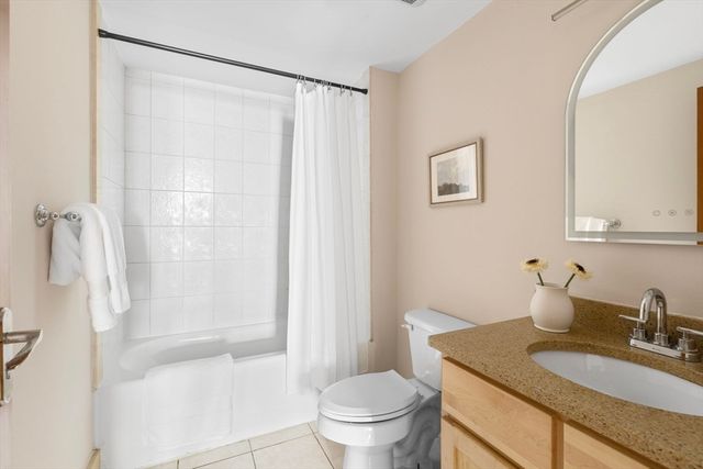 2440 Massachusetts Avenue 3, Cambridge, MA 02140