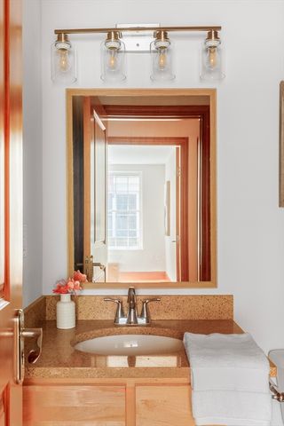 2440 Massachusetts Avenue 3, Cambridge, MA 02140