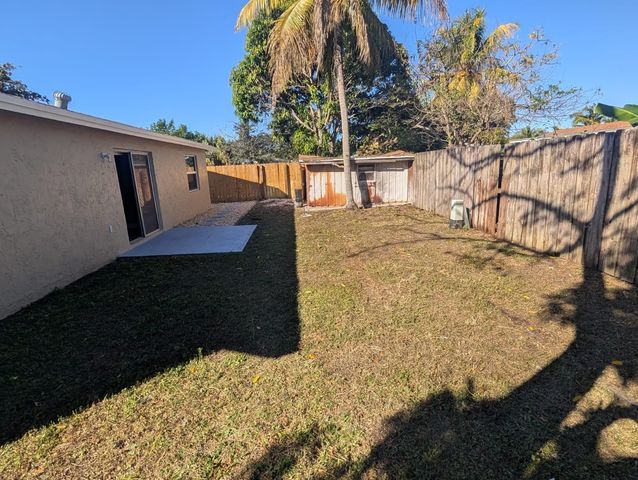 7713 Kimberly Boulevard, North Lauderdale, FL 33068