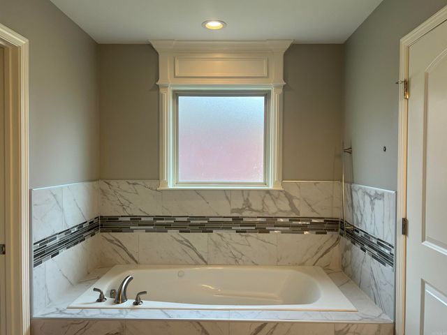 102 Farah Drive, White Hall, AR 71602