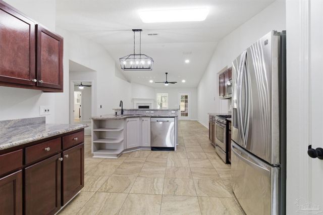 1866 Wareham Wy, Cantonment, FL 32533