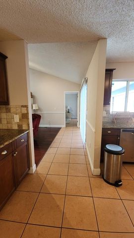 10 BLACKFOOT COURT, Palm Coast, FL 32137