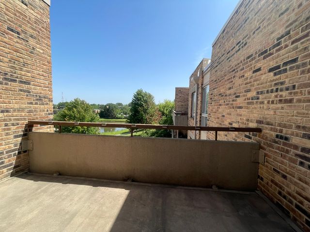 1912 Prairie Square 314A, Schaumburg, IL 60173