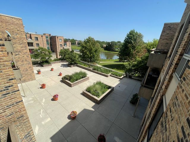 1912 Prairie Square 314A, Schaumburg, IL 60173