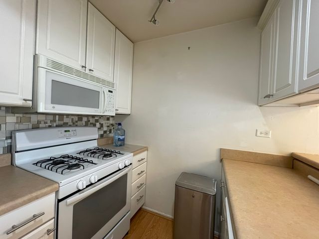 1912 Prairie Square 314A, Schaumburg, IL 60173