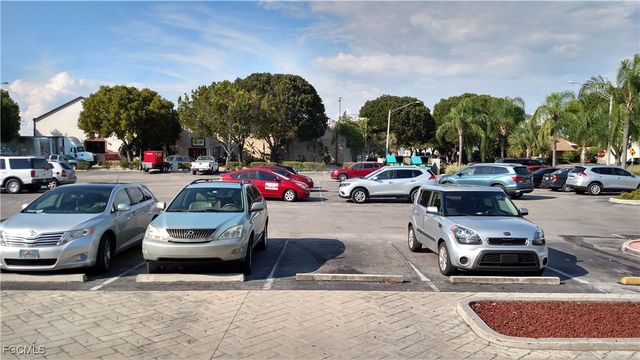 1025 Cape Coral PKWY E, Cape Coral, FL 33904