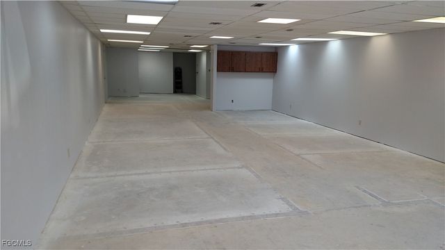 1025 Cape Coral PKWY E, Cape Coral, FL 33904