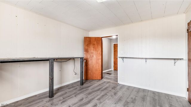 2249 Bishard Avenue, Cambridge, OH 43725