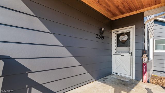 2249 Bishard Avenue, Cambridge, OH 43725