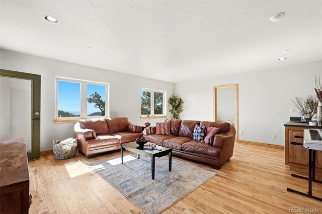 1520 S Lininger Drive, Golden, CO 80401