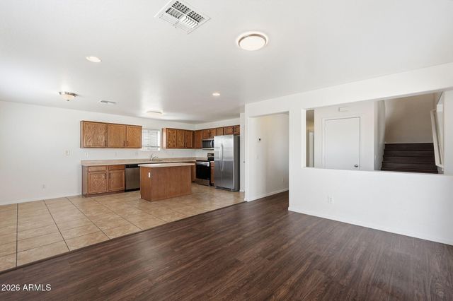 7221 S 37TH Drive, Phoenix, AZ 85041