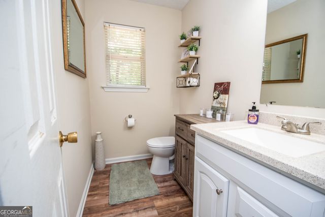 195 Pinewood Drive, Senoia, GA 30276