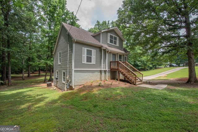 195 Pinewood Drive, Senoia, GA 30276