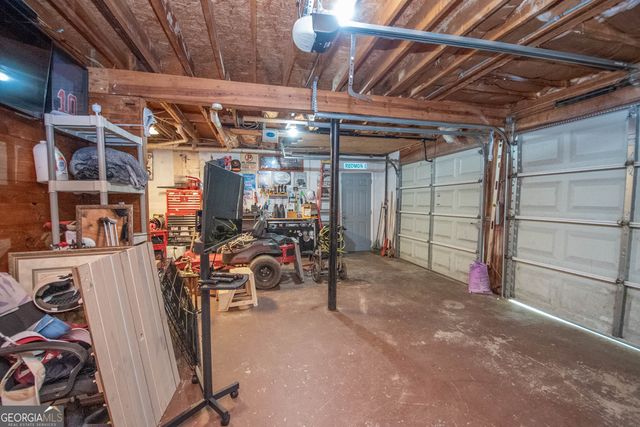 195 Pinewood Drive, Senoia, GA 30276