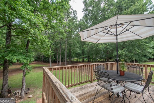 195 Pinewood Drive, Senoia, GA 30276