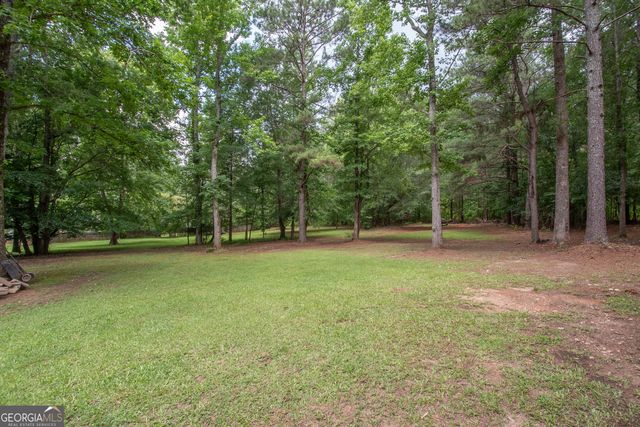 195 Pinewood Drive, Senoia, GA 30276