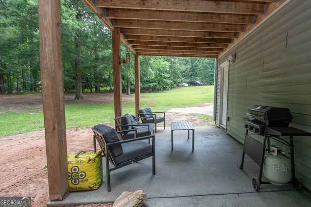 195 Pinewood Drive, Senoia, GA 30276
