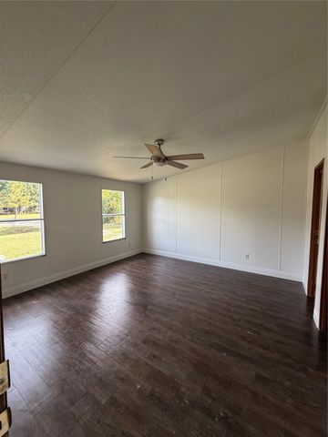 2517 Willow Oak Lane, Burleson, TX 76028