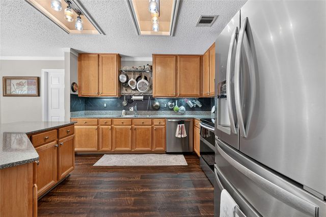 901 Dogwood TRL, Cedar Park, TX 78613