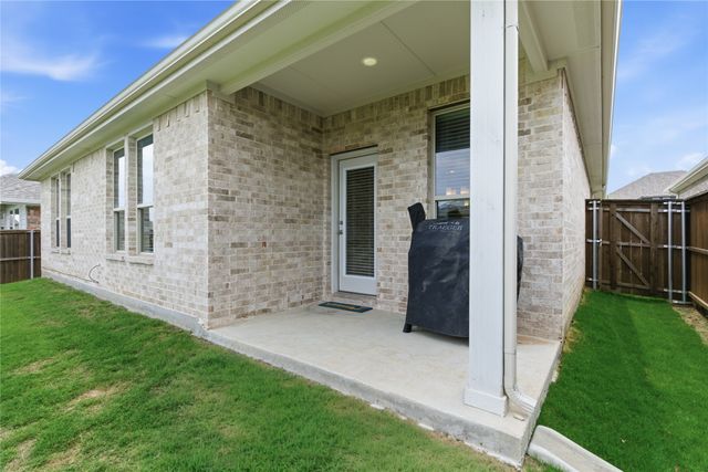 4735 Bluffview Drive, Haltom City, TX 76137